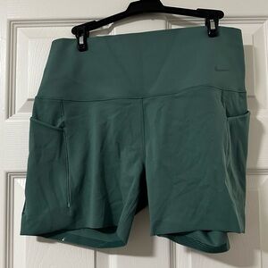 NWT Nike Universa green high rise shorts size XL